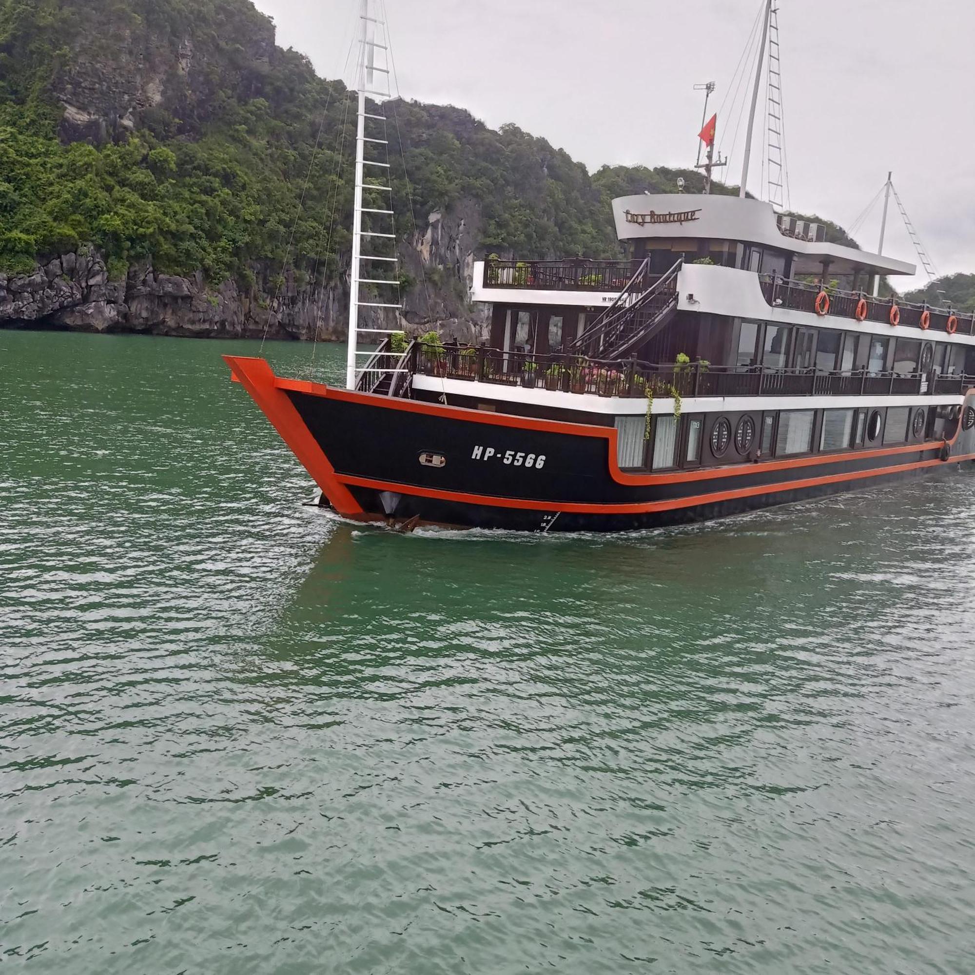 Cat Ba Victory Hostel Dong Khe Sau Екстериор снимка